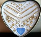 (image for) Jewelry Set Earrings and Bracelet Set Heart Tin