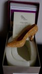 (image for) Just The Right Shoe by Raine Golden Stiletto #25045 JTRS