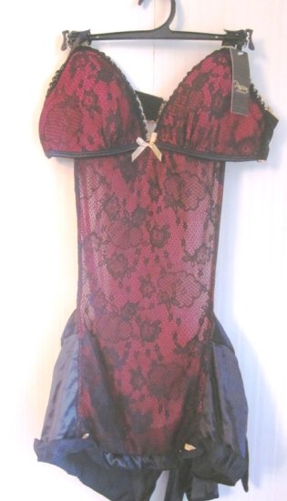 (image for) Passion Forever Red and Black Lace Overlay Apron Medium - Click Image to Close