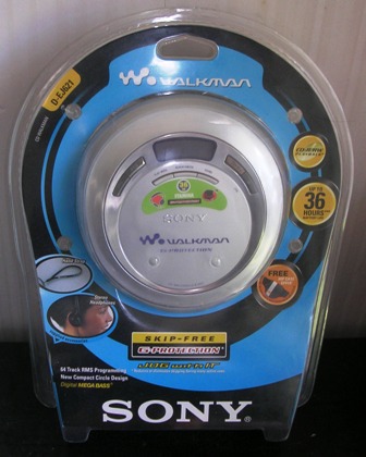 (image for) Sony CD Walkman D-EJ621 Silver - Click Image to Close