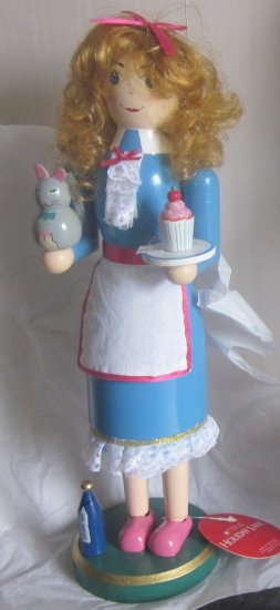 (image for) Macy's Alice In Wonderland Nutcracker - Click Image to Close