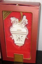 (image for) Lenox 2006 Annual Ornament Williamsburg Lantern