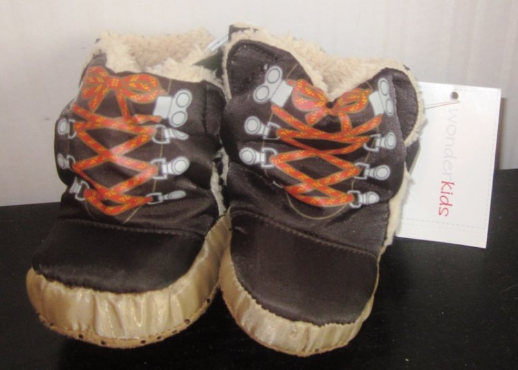 (image for) Wonderkids Baby Boy Ashton Hiker Brown Velcro Slippers Booties 4 - Click Image to Close